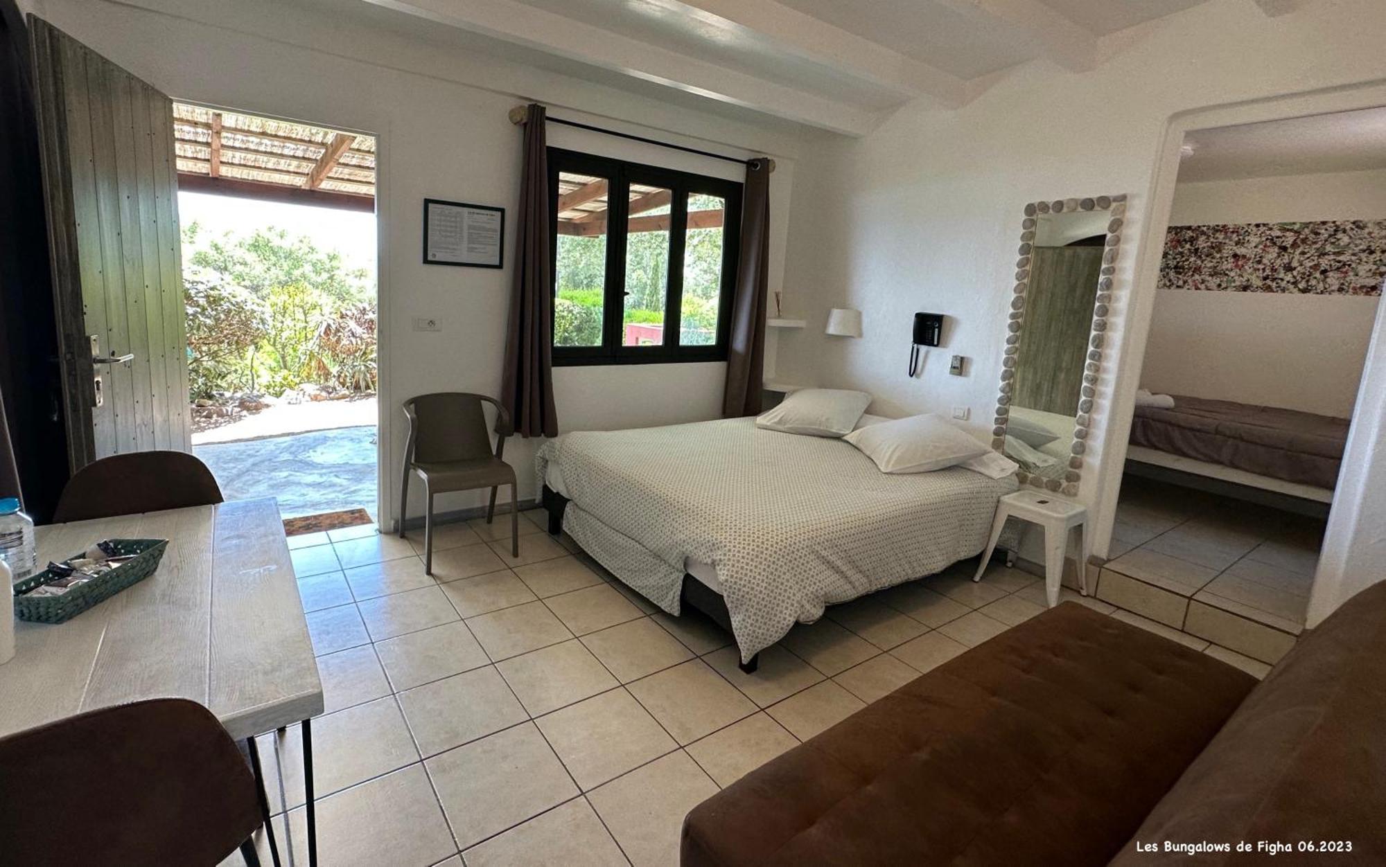 Les Bungalows De Figha Tarcu Luaran gambar