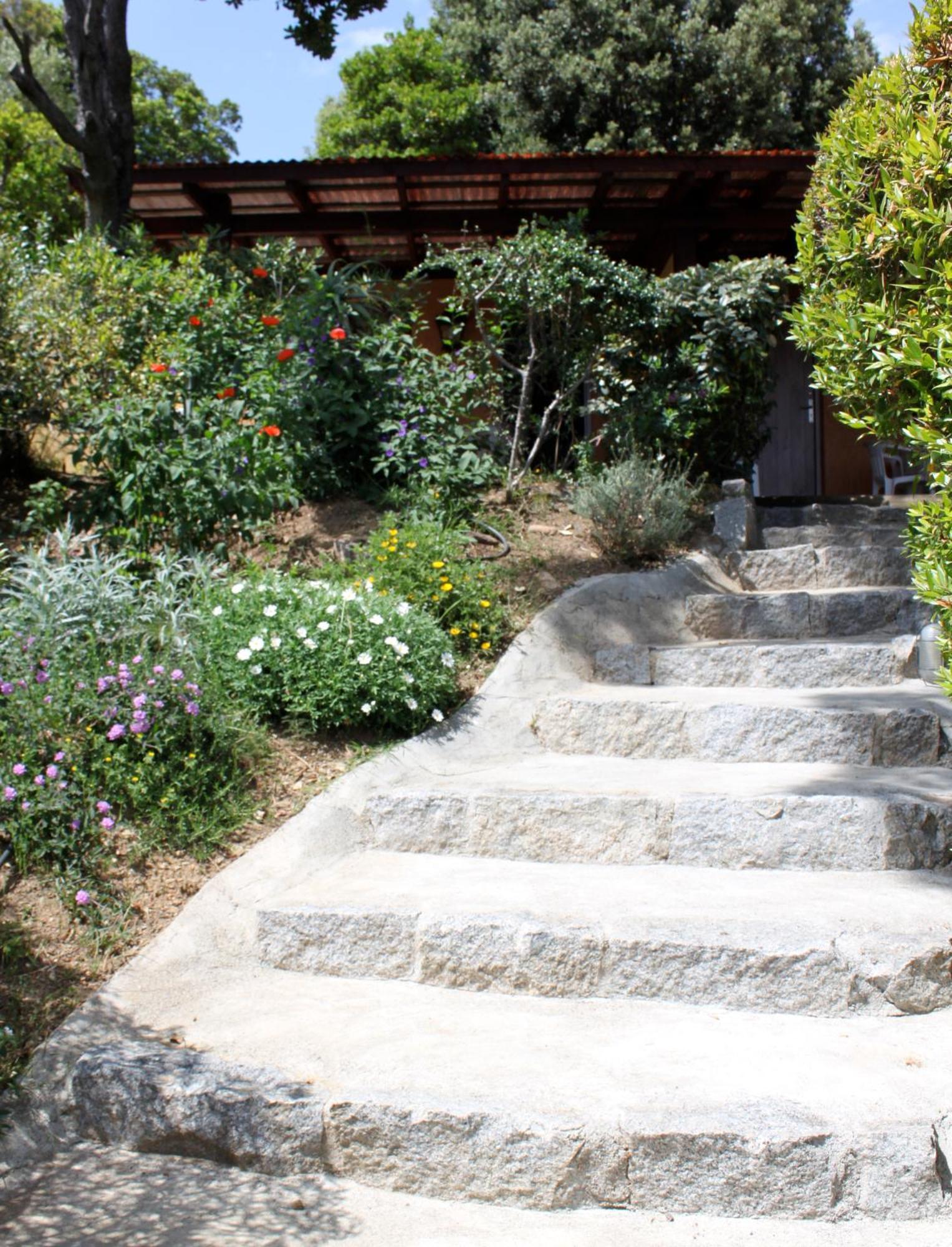 Les Bungalows De Figha Tarcu Luaran gambar