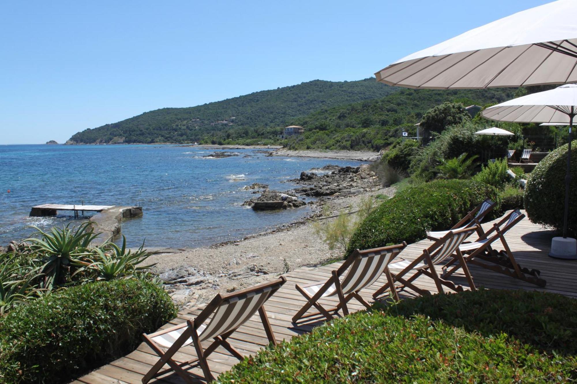 Les Bungalows De Figha Tarcu Luaran gambar