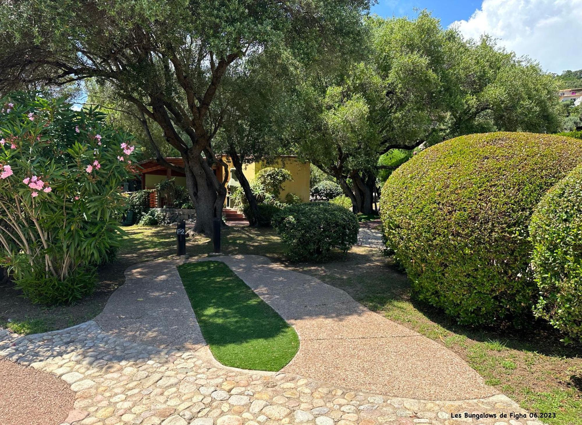 Les Bungalows De Figha Tarcu Luaran gambar